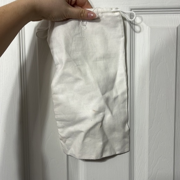 Chloe Dustbag - Picture 2 of 2